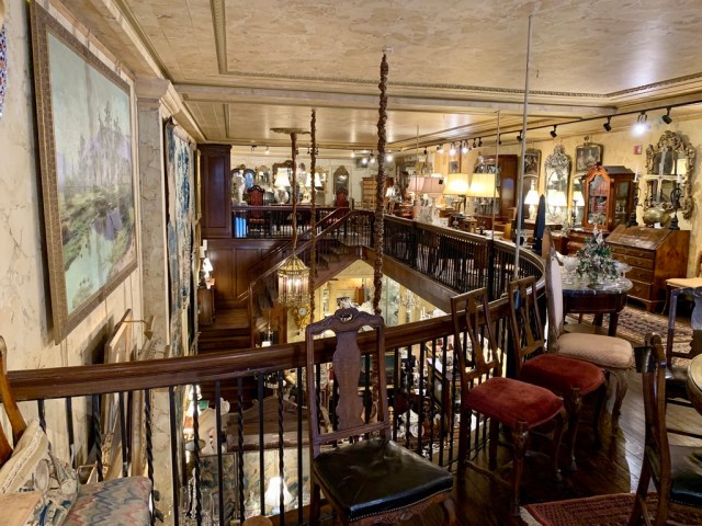 1AA817AF-189F-457D-B14F-4A4C4805B7B2_1_105_c